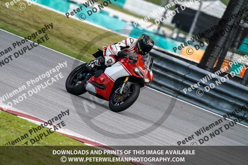 Sepang;event digital images;motorbikes;no limits;peter wileman photography;trackday;trackday digital images